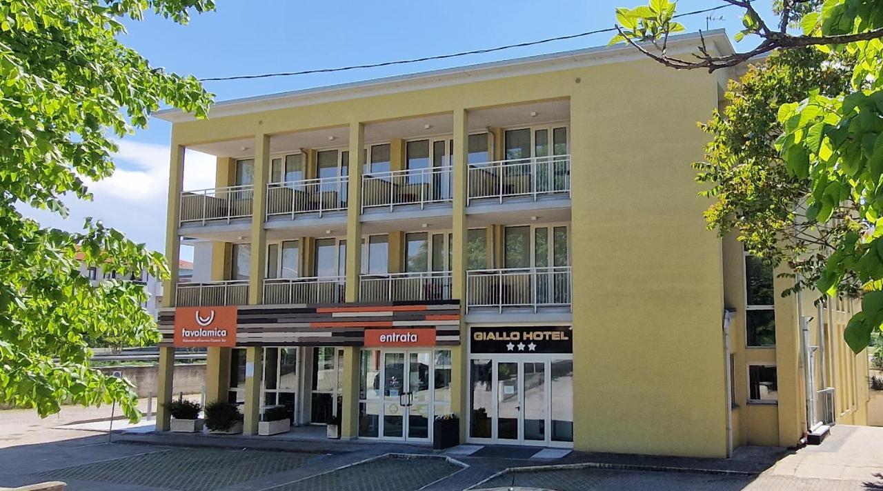 Hotel Giallo Noceto Zewnętrze zdjęcie