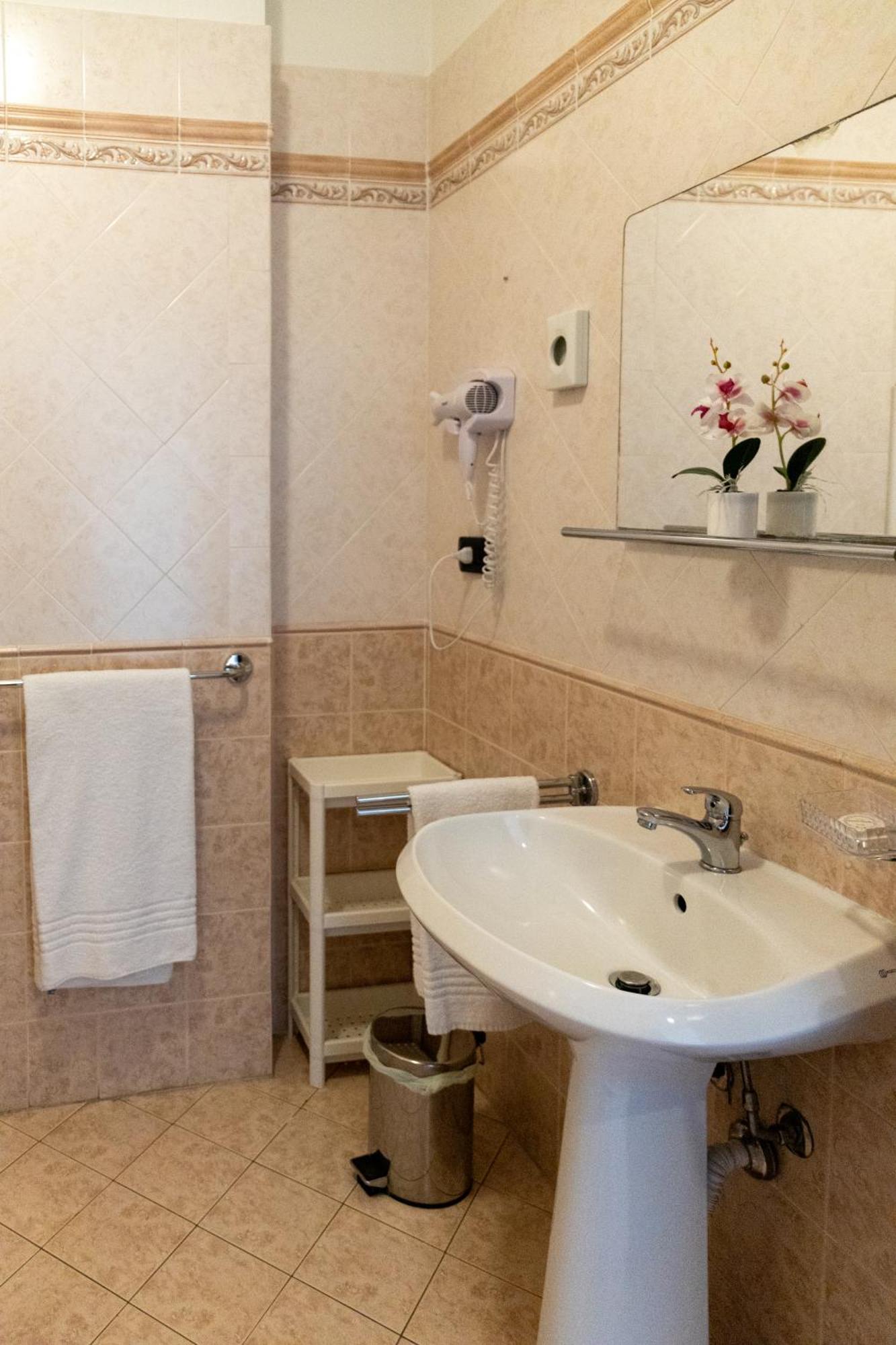 Hotel Giallo Noceto Zewnętrze zdjęcie